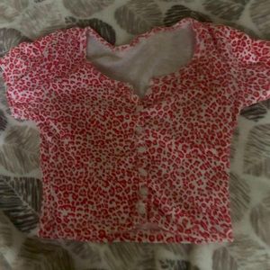 Pink cheetah shirt